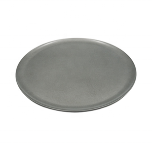 Molde para pizza redondo de 14 pulgadas (36 cm) con revestimiento antiadherente, fácil de limpiar y ideal para hornear en casa. - Product Image 1