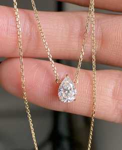 Pendentif délicat en diamant de laboratoire en forme de goutte d'eau en or 14 carats, diamant taille poire 2,0 carats CVD/HPHT, collier pour femme, bijoux fins E/VS - Product Image 1