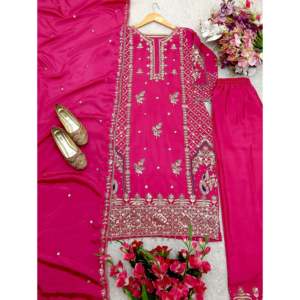 Hermoso Conjunto de Top, Pantalones y Dupatta Bordado con Lentejuelas para Fiestas Indias y Pakistaníes - Product Image 3