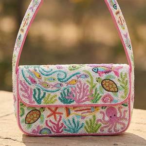 Sac à bandoulière artisanal haut de gamme pour femme, broderie traditionnelle, perles, motif floral élégant, fait main - Product Image 1
