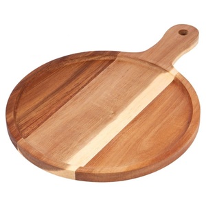Tabla de servir y cortar clásica de madera, tabla redonda hecha a mano de madera de olivo para pizza con asa, bandeja para servir queso para la cocina - Product Image 5