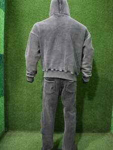 Chándal de 500GSM con hombros caídos para otoño/invierno, fabricante de sudaderas deportivas personalizadas. - Product Image 3