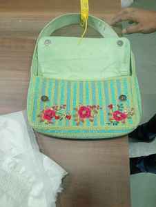 Sac à main de soirée fait main brodé de perles avec perles et chaînes, sac de soirée décontracté et tendance - Product Image 4