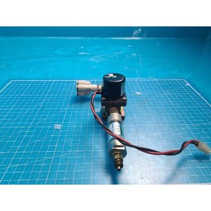 Válvula Solenoide de Acción Directa CKD AB21022A00BK + K-005-6, Usada como Pieza de Repuesto para Equipos Legacy Semiconductor - Product Image 2
