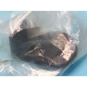Support AMAT 0020-86640, Électrode de terre, 138598 - Équipements et pièces semi-conductrices d'occasion fiables à l'échelle mondiale chez - Product Image 3
