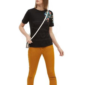 T-shirt Femme Tendance à Broderie Florale Noire Manches Courtes Col Rond Coupe Classique 100% Coton Jersey Printemps Été Décontracté - Product Image 1