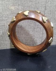 Bracelet en bois fait main de qualité supérieure, bijoux en bois naturel, écologique, élégant, cadeau pour femmes et filles, pour les fêtes, le quotidien ou les occasions décontractées - Product Image 4