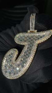 จี้รูปตัวอักษร J เงินแท้ 925 ประดับเพชรโมอิสซาไนต์ สไตล์ฮิปฮอป สำหรับผู้ชายและผู้หญิง เครื่องประดับหรูหรา - Product Image 2