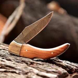 Couteau de poche pliant en acier Damas de qualité supérieure avec manche en bois naturel |   Couteau de chasse et de camping en plein air EDC en gros - Product Image 1