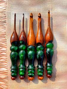 Luxury Handmade Wooden <b>Crochet</b> <b>Hooks</b> Attractive Resin <b>Crochet</b> <b>Hook</b> Handmade Green resin <b>crochet</b> <b>hook</b> Attractive resin <b>crochet</b> - Product Image 6