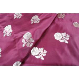Tissu brocart poly en broderie florale argentée, texture dentelle douce, largeur 44 pouces, vendu au mètre - Product Image 2
