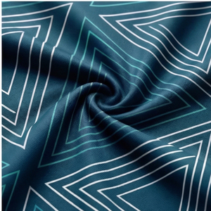 Ensemble de maillots de football personnalisés de qualité supérieure, sublimés, légers et à séchage rapide pour la compétition - Product Image 5