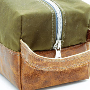 Sacs de voyage personnalisés en gros avec lettres, sacs de toilette multifonctionnels à grande capacité avec poignée, sacs de rangement pour maquillage à prix raisonnable - Product Image 5