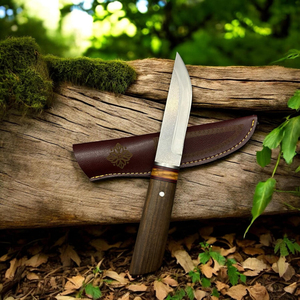 Cuchillo de caza hecho a mano de acero D2 con punta de caña, mango de madera y protector de acero para bushcraft y supervivencia al aire libre, funda de cuero incluida - Product Image 1