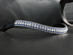 Bande de sourcils combinée en cristal rouge et blanc pour chevaux Accessoire en cuir de produits de cheval avec détail bling. - Product Image 5