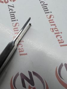 Pinzas Quirúrgicas Gerald de Calidad Premium, 18 cm, Rectas, Dentadas, Reutilizables, de Acero Inoxidable - Product Image 4