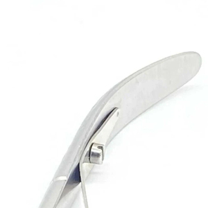 Coupe-cuticules pas cher en acier inoxydable, lames aiguisées pour la coupe des cuticules, coupe-cuticules de beauté, fabriqué au Pakistan - Product Image 2