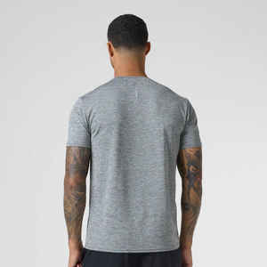 Ensemble de sport réfléchissant pour homme, été, doux pour la peau, t-shirts à manches courtes et shorts, 2 pièces, léger, pour l'entraînement et la gym - Product Image 3