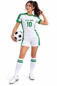Uniformes de Fútbol Personalizados al por Mayor, Camisetas y Pantalones Cortos Blancos y Verdes, con Número Personalizado - Product Image 3