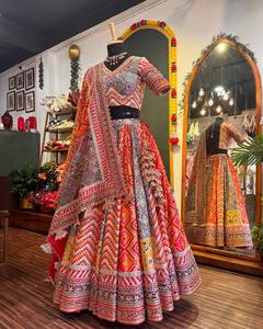 Lehenga Choli de Seda Georgette con Bordado Intenso para Mujer, Traje Indio Pakistaní para Bodas y Fiestas - Product Image 5