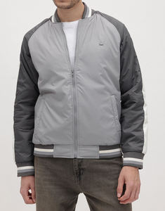 เสื้อแจ็คเก็ตวาร์ซิตี้คุณภาพสูงแบบยูนิเซ็กซ์ คอตั้ง ปักโลโก้ตามสั่ง ผ้าขนสัตว์/โพลีเอสเตอร์ พร้อมสำหรับฤดูหนาว - Product Image 1