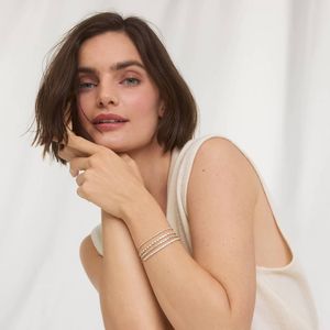 Pulsera de tenis mini para mujer en oro con diamantes cultivados en laboratorio de 0.50 CTW con engaste parcial, estilo de lujo para boda y compromiso - Product Image 2