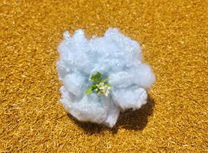 Fibra Hueca Conjugada HCS de 7Dx32mm, Sin Silicona, 100% Poliéster, Antiestática, Reciclable, Material de Relleno para Hilado - Product Image 5