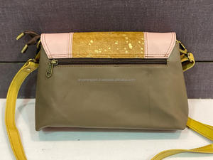 Sac à main en cuir véritable pour femmes, sacoche à bandoulière en cuir véritable, sacoche en fourrure métallique, Unique et élégante - Product Image 2