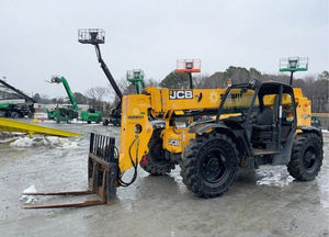 Manipulador Telescópico JCB 507-42 Usado - Alcance de 12.8m, Capacidad de 2500kg, Altura de Horquilla Baja de 90mm, Ruedas de Nylon/Goma/PU - Product Image 3