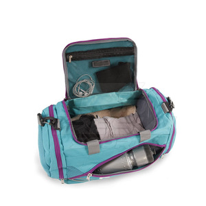 Bolsas de Viaje Multiusos, Bolsa Deportiva Espaciosa para Gimnasio con Asas Resistentes, Múltiples Compartimentos y Cierre Seguro - Product Image 5