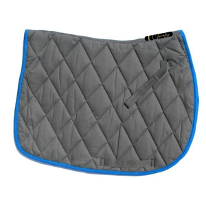 Meilleure tapisserie de selle élégante et polyvalente pour le saut d'obstacles |   Coussin matelassé respirant en polyfill de 4 pouces avec forme profilée et fermeture Velcro en coton - Product Image 1