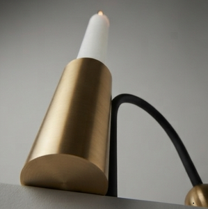 Porte-bougie cylindrique en laiton doré avec arche noire, support à bougie géométrique moderne pour la décoration de la maison - Product Image 4