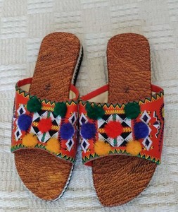 รองเท้าหนังโมร็อกโกทำมือ - Product Image 1