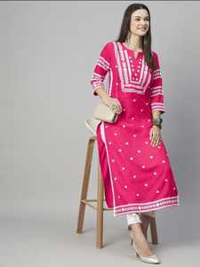 Kurti en coton jaune brodé pour femmes, manches trois quarts, col en V, coupe ample, longueur cheville, kurtis décontractés pour l'été - Product Image 4