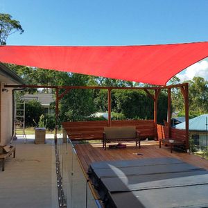 Telo Ombreggiante Triangolare 3x3 Metri in HDPE PVC Rosso Scarlatto con Protezione UV per Giardino, Patio, Esterni e Serra - Product Image 5