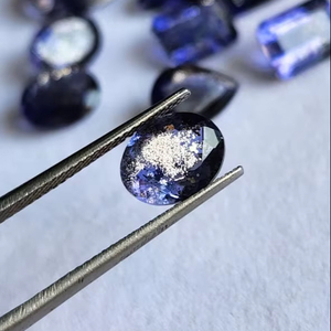 Piedras Preciosas Sueltas de Iolita Natural y Piedra del Sol al por Mayor - Multiformas Facetadas Azules y Blancas Brillantes para la Fabricación de Joyas - Product Image 2