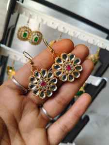 Pendientes de boda indios, pendientes Kundan, joyería para fiestas, pendientes de moda, pendientes étnicos, pendientes de tuerca - Product Image 5