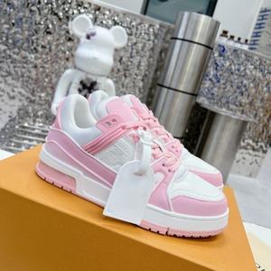 รองเท้าผ้าใบลำลองแฟชั่นดีไซเนอร์ คูตูร์ โลโก้  ทันสมัย คุณภาพสูง หลากหลายรุ่น หนังวัว  แบบผูกเชือก - Product Image 1