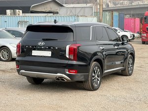 Palisade 2022 Noir Propre Diesel Automatique 8 Places Véhicule Familial d'Occasion avec Sièges Chauffants - Product Image 2
