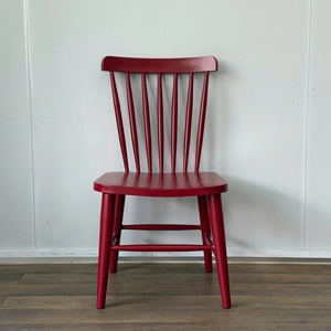 Silla de Comedor Moderna de Aluminio para Restaurante, Acabado con Recubrimiento en Polvo Rojo, Diseño de Respaldo de Espiga Ecológico y Duradero, PU para Sala de Estar - Product Image 1