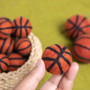 Adorno de Baloncesto de Fieltro de Lana Hecho a Mano, Pelota Deportiva, Juguete Educativo, Guirnalda para Fiesta NBA, Venta al por Mayor, Fieltro y Hilo para Niños - Product Image 2