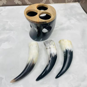 Cuerno Vikingo de Diseño Natural Medieval para Beber, con Soporte, Diseño Único, Logotipo Personalizado, Feng Shui, Religioso, Cuerno de Búfalo/Buey de Alta Calidad - Product Image 1