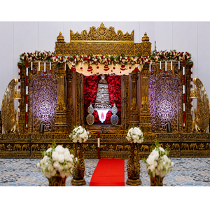 Magnífico Mandapam de Fibra Estilo Gopuram Dorado para Bodas Dravidianas, Elegante Decoración de Escenario para Bodas del Sur de la India - Product Image 3