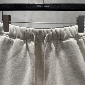 Shorts de sport décontractés pour hommes, personnalisables avec logo, à cordon de serrage, mi-longs, respirants, en molleton de coton épais, couleur unie, coupe oversize, grammage lourd - Product Image 3