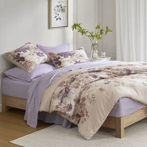 Set Copripiumino Floreale con Lenzuola, Biancheria da Letto Premium con Stampa Floreale per un Look Elegante e Accogliente - Product Image 1