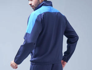 Conjunto Deportivo para Hombre, Chaqueta Cortavientos Ligera e Impermeable con Logotipo Personalizado, Estilo Urbano, 100% Nailon, para Otoño - Product Image 3