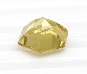 ควอตซ์เลมอนธรรมชาติสีเหลือง รับรองโดย GIA พลอยเม็ดเดี่ยวสำหรับทำเครื่องประดับ ทรงหกเหลี่ยมเจียระไนอย่างดี ขนาด 12x12 มม. น้ำหนัก 3.00 กะรัต - Product Image 2