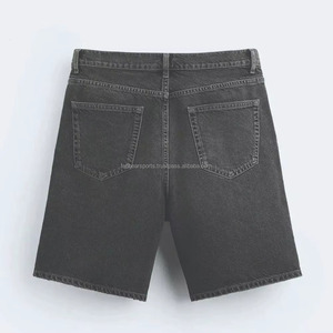 Shorts en jean vintage taille mi-haute pour hommes, style streetwear d'été, confortables et décontractés, conçus par un fabricant pakistanais - Product Image 4