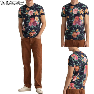 เสื้อยืดผู้ชายลายดอกไม้คุณภาพพรีเมียม ขายดี ทรงโอ คอปก แขนสั้น เหมาะสำหรับใส่ไปเที่ยวทะเลในฤดูร้อน เนื้อผ้าระบายอากาศได้ดี ทรงหลวม - Product Image 4