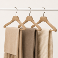 Cintres individuels en bois de chêne massif, design de luxe, logo personnalisé, épaules larges, écologiques, pour costumes et vêtements de garde-robe